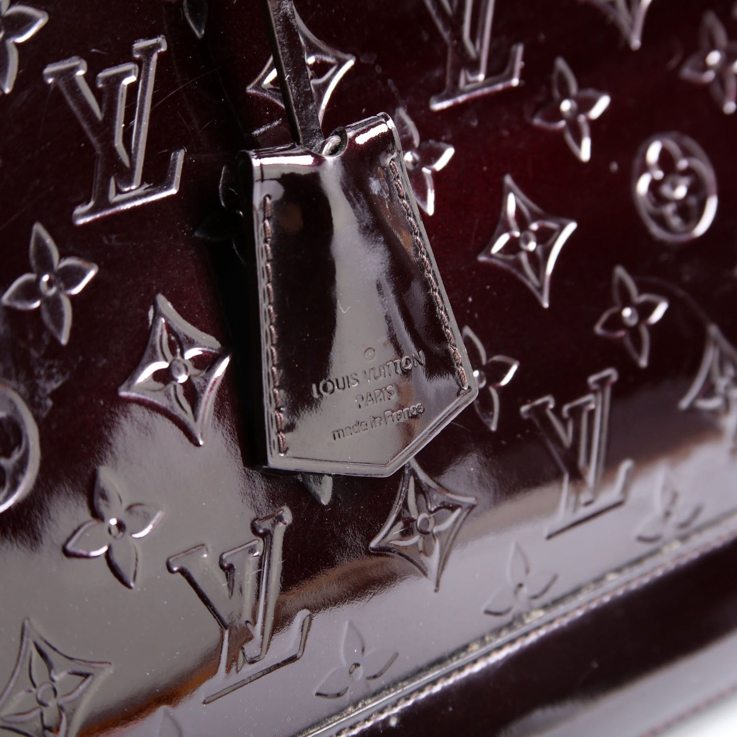 Louis Vuitton Alma GM Vernis Burgundy