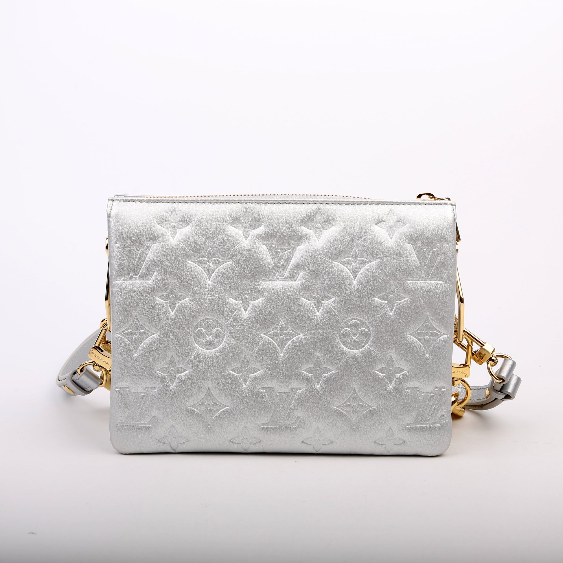 Louis Vuitton Coussin BB New Version Lambskin Sier
