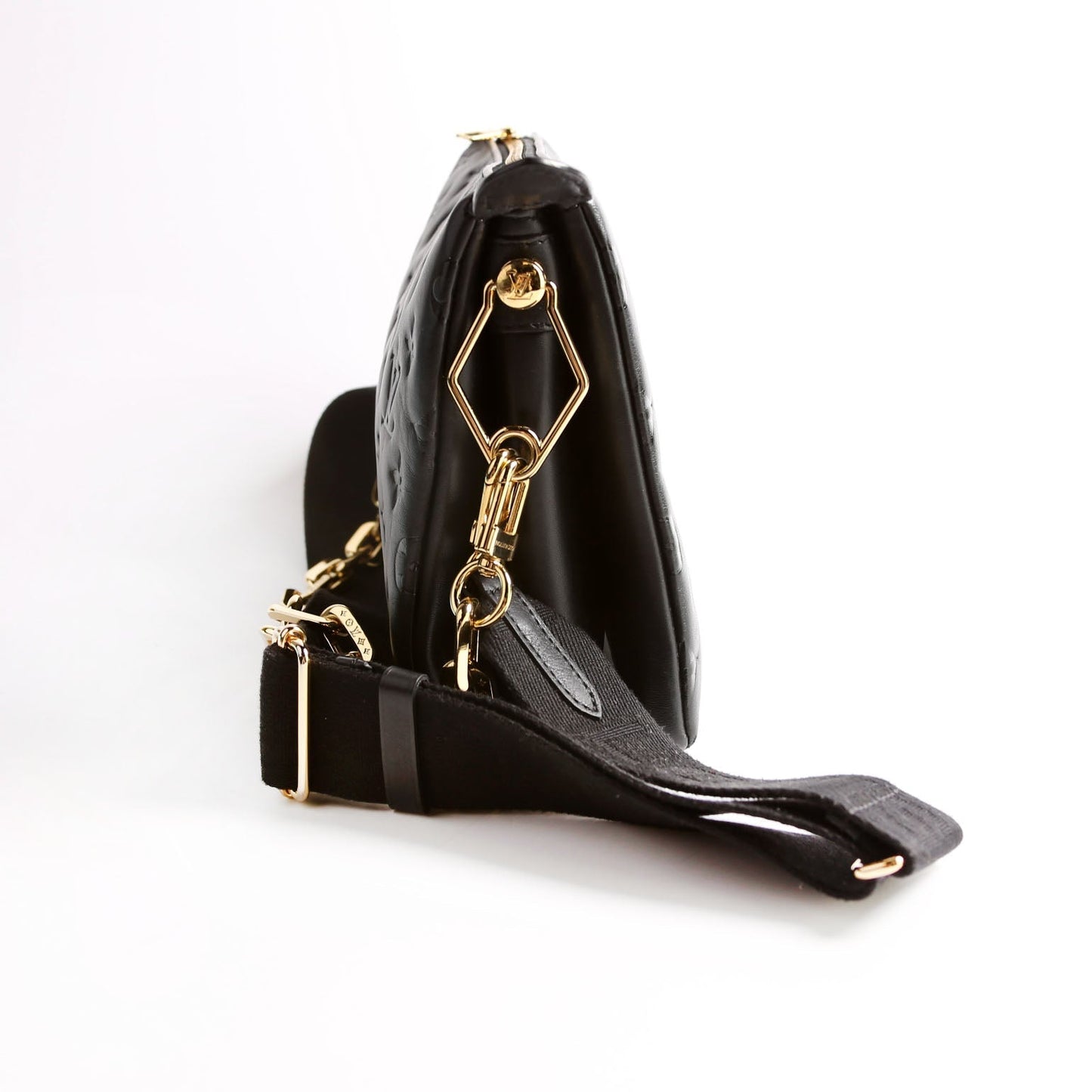 Louis Vuitton Coussin PM Lambskin Black/Pink
