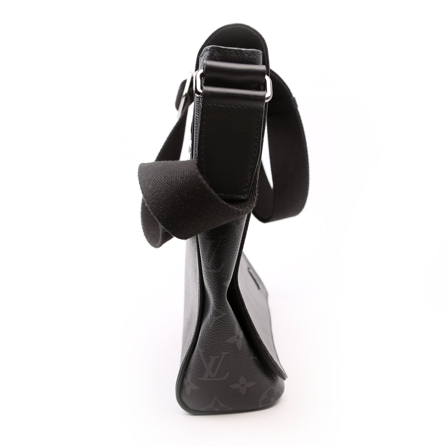 Louis Vuitton District MM NV2 Eclipse