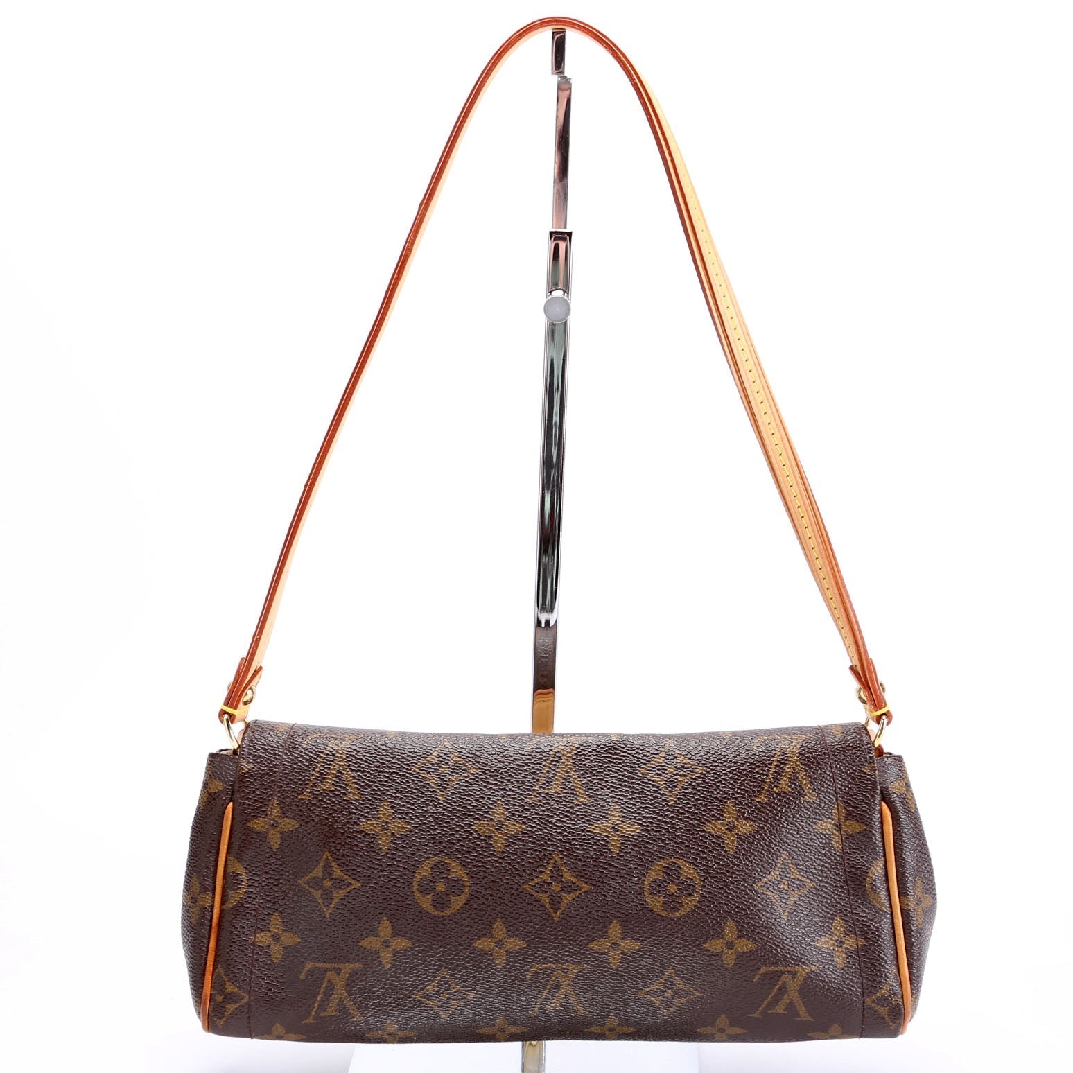 Louis Vuitton Beverly Clutch Monogram