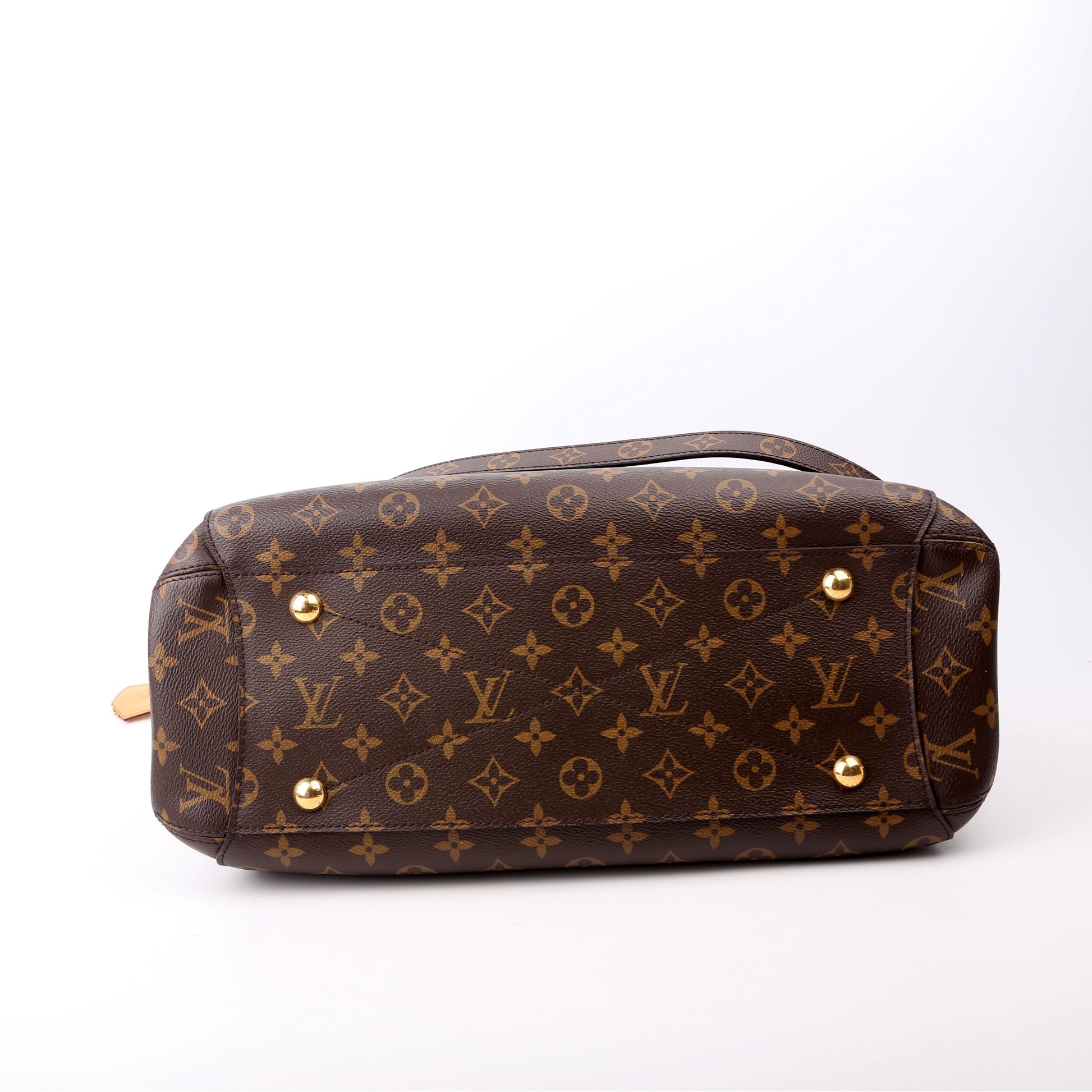 Luxury Women's Handbag | Louis Vuitton Montaigne GM Monogram