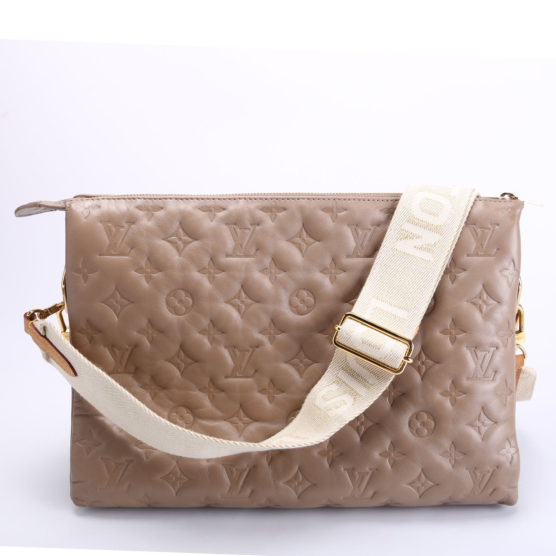 Louis Vuitton Coussin MM Lambksin Taupe