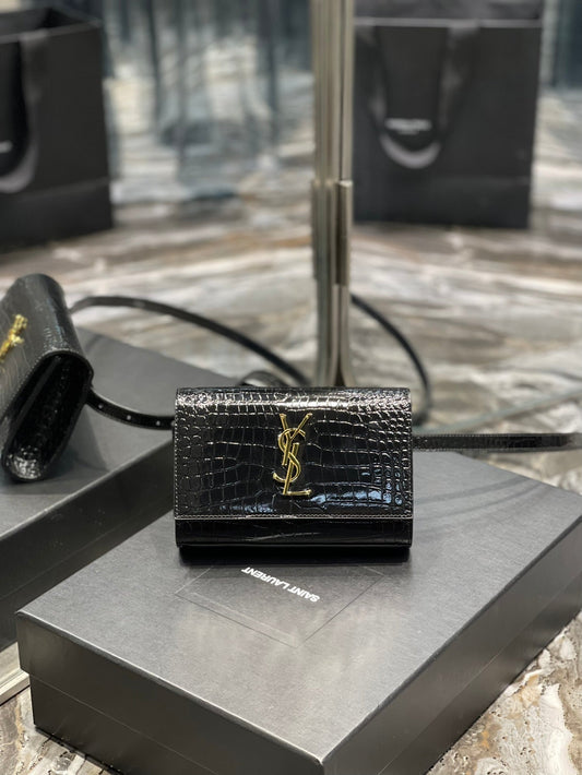 Yves Saint Laurent Kate Belt Bag Light Black, Women&#s Bags 7in/