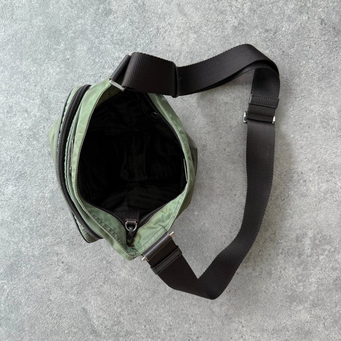 Prada Milano 2000s cross body nylon bag (12x11)