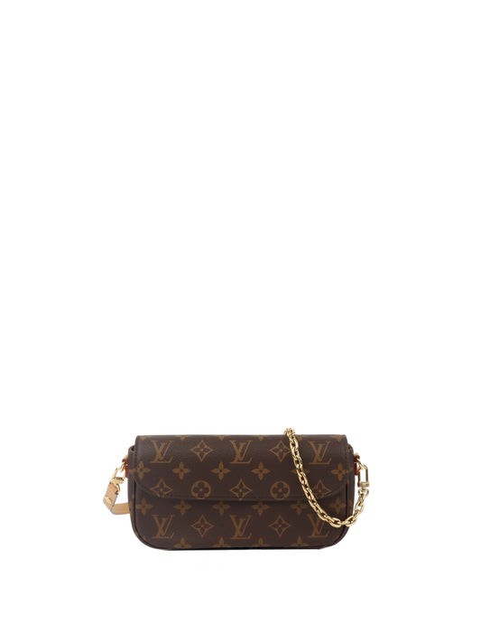 Louis Vuitton Monogram Wallet on Chain Ivy.