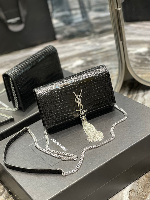 Yves Saint Laurent - Bags
