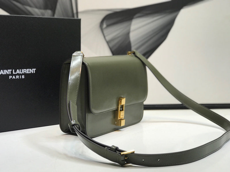 Yves Saint Laurent - Bags