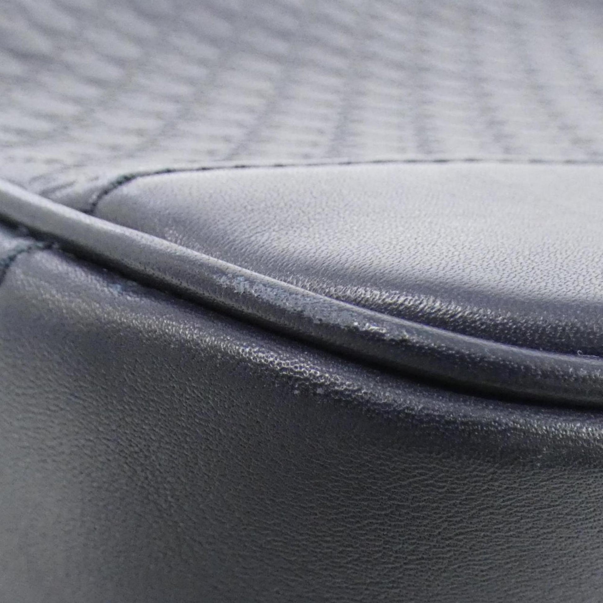 Gucci Leather Shoulder Bag