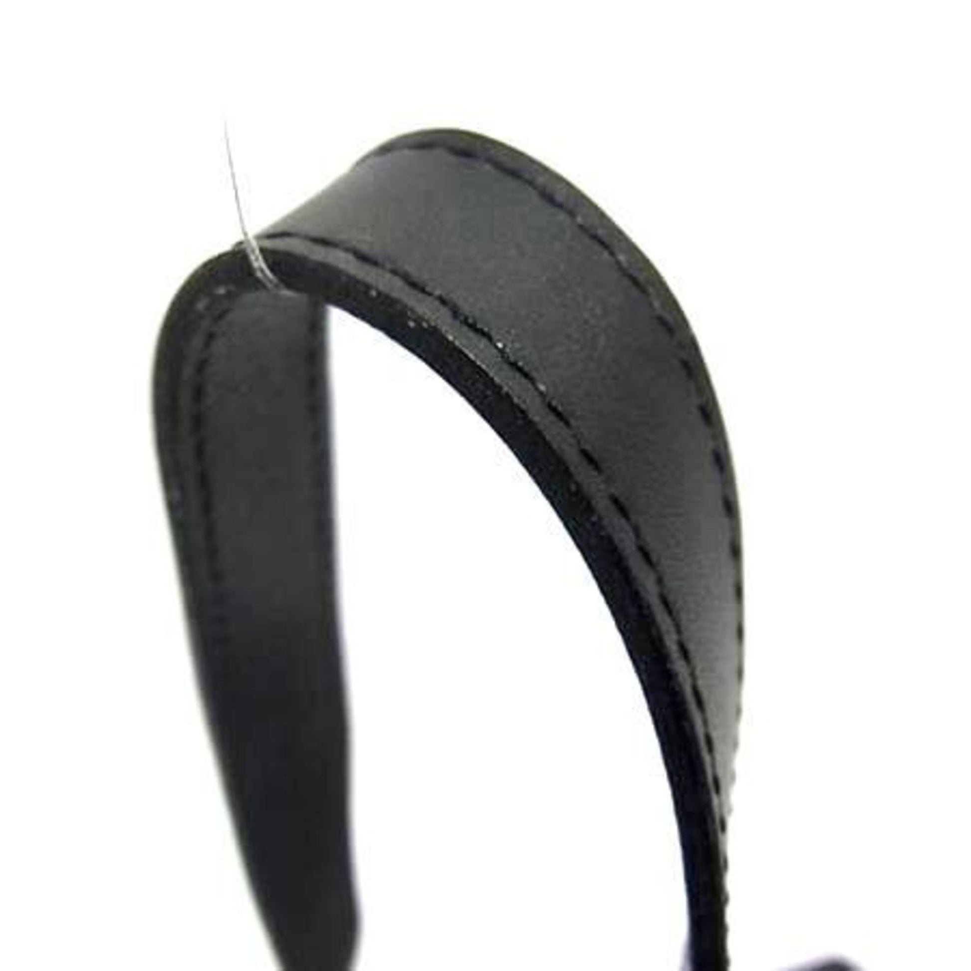 Christian Dior Black Leather Shoulder Bag ()