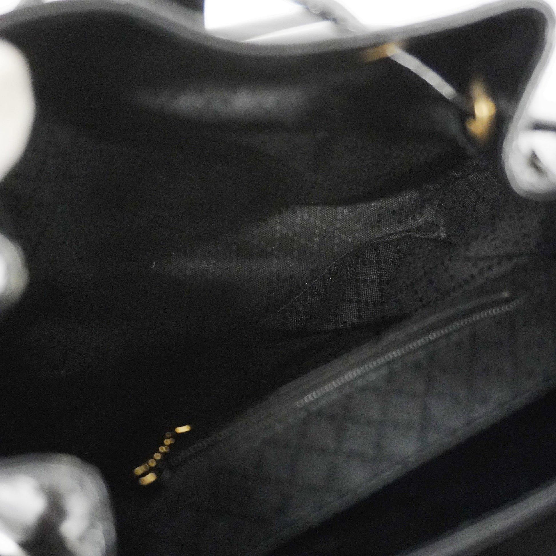 Gucci Leather Shoulder Bag