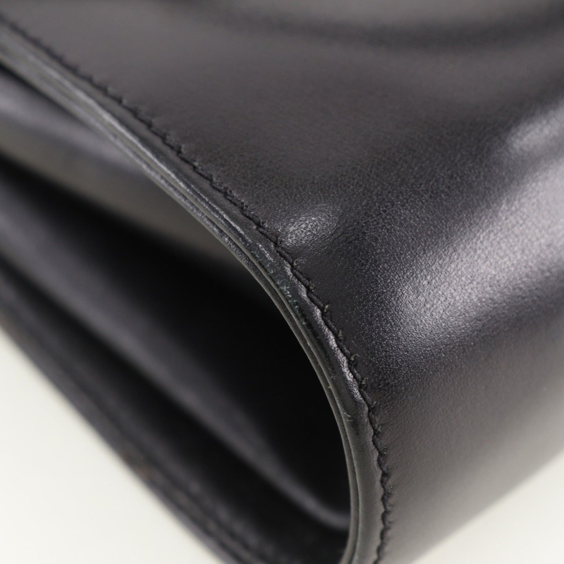 Gucci Leather Shoulder Bag