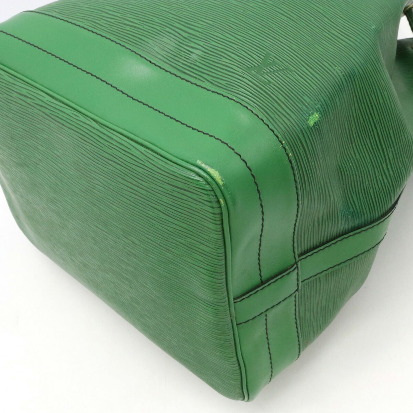 LOUIS VUITTON Epi Noe Shoulder Bag Leather Borneo Green M44004