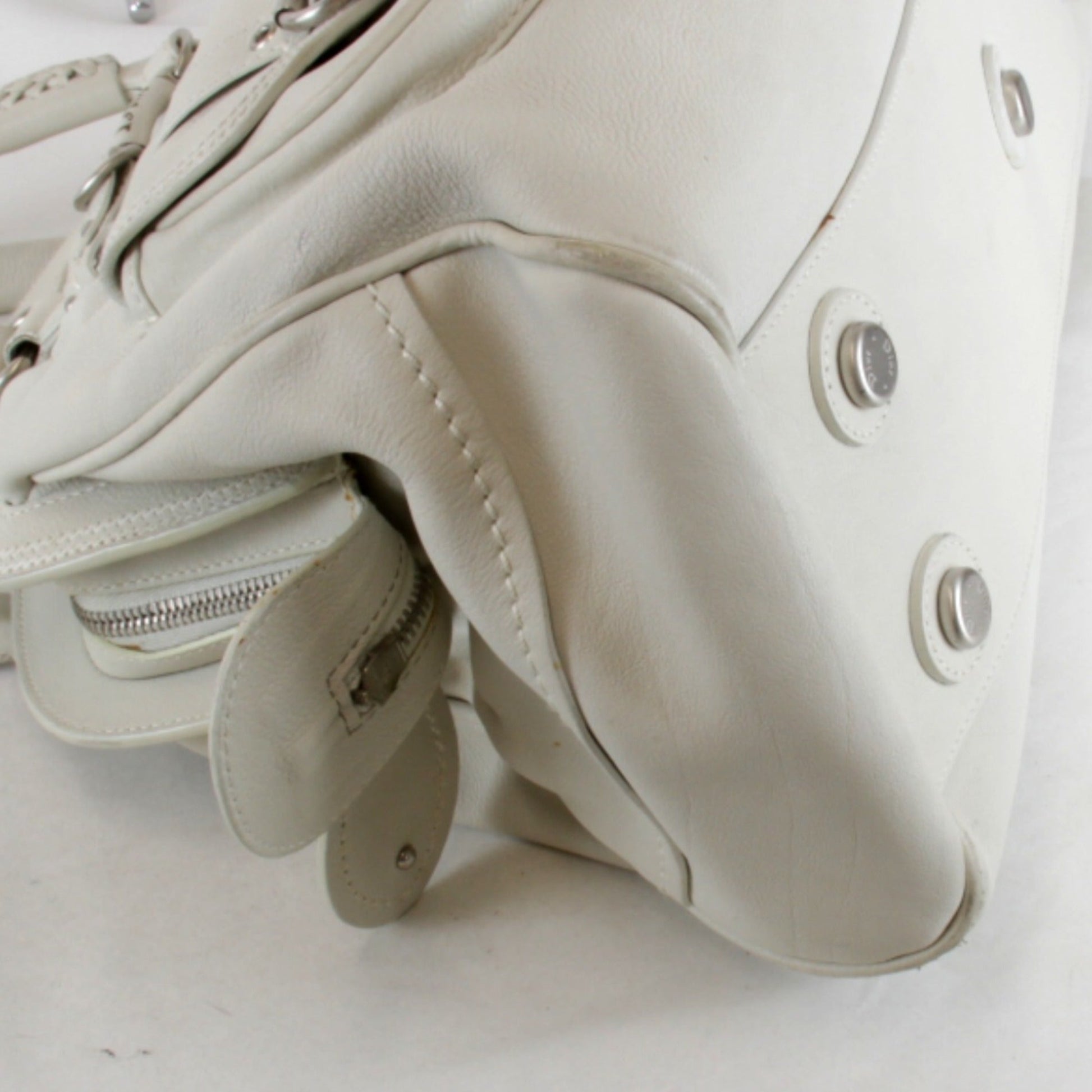 Christian Dior White Leather Handbag ()