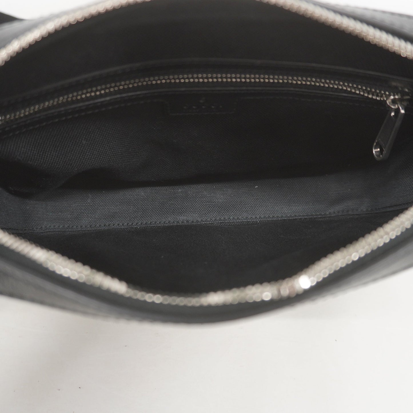 Gucci GG Supreme Black Shoulder Bag