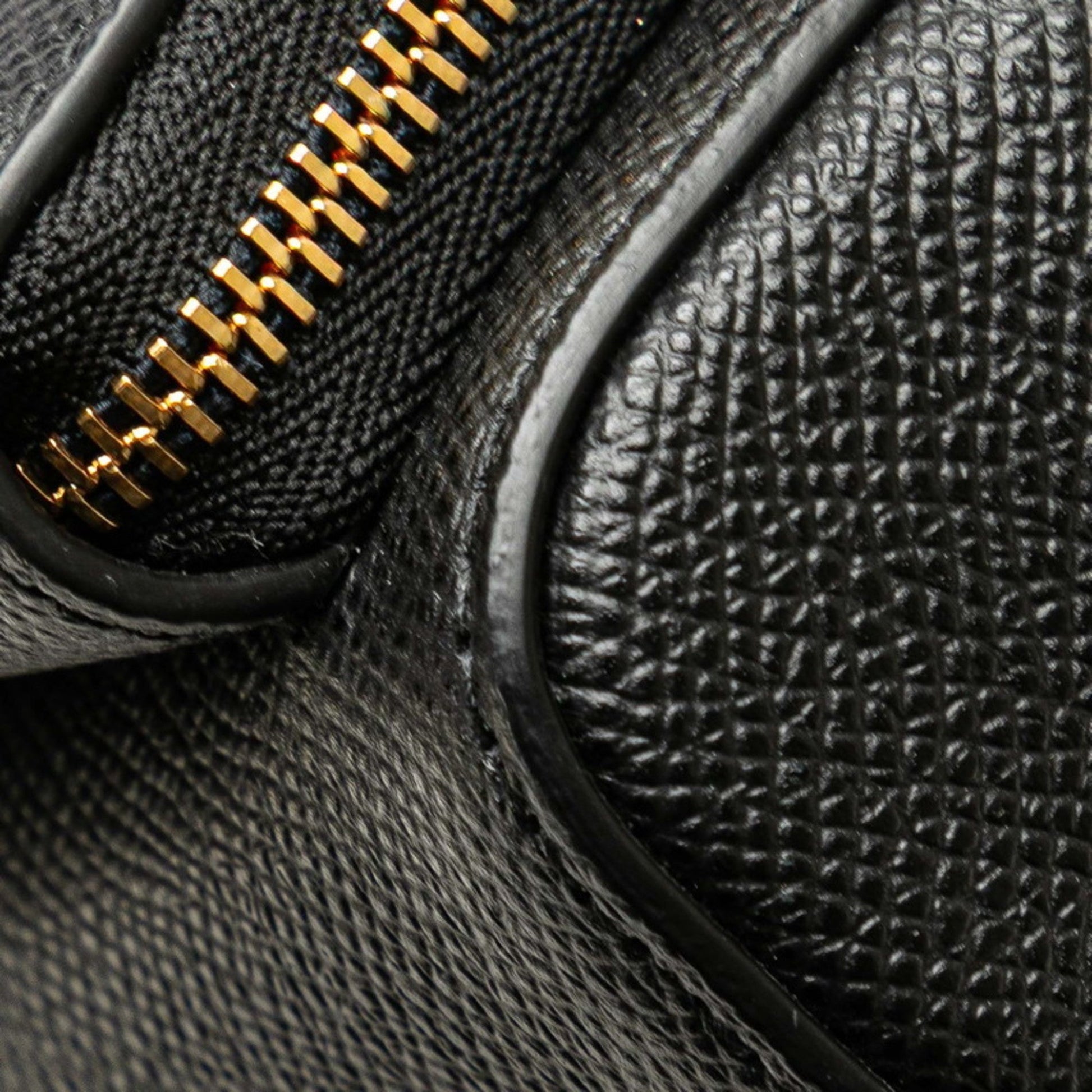 Christian Dior Black Pouch Shoulder Bag ()