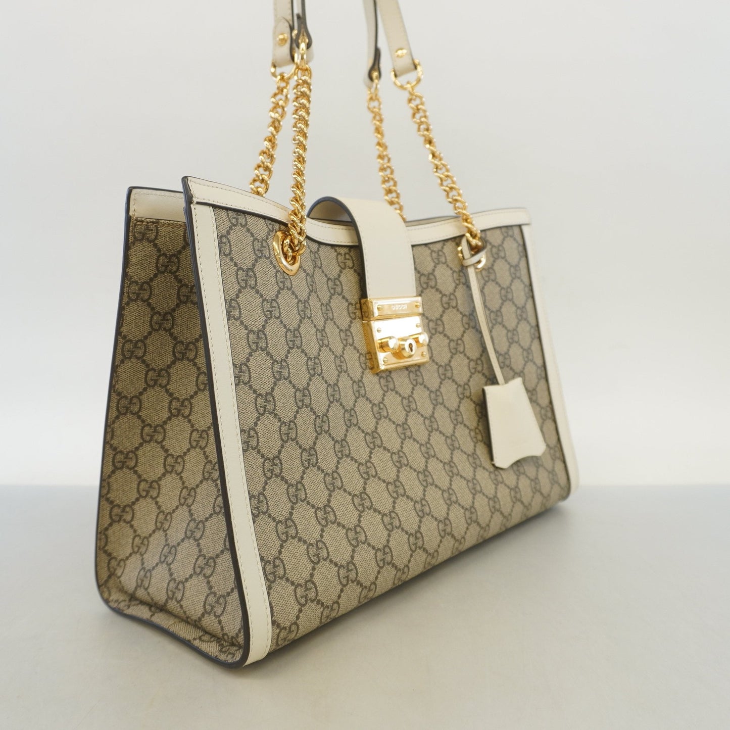 Gucci GG Supreme Shoulder Bag Style 1
