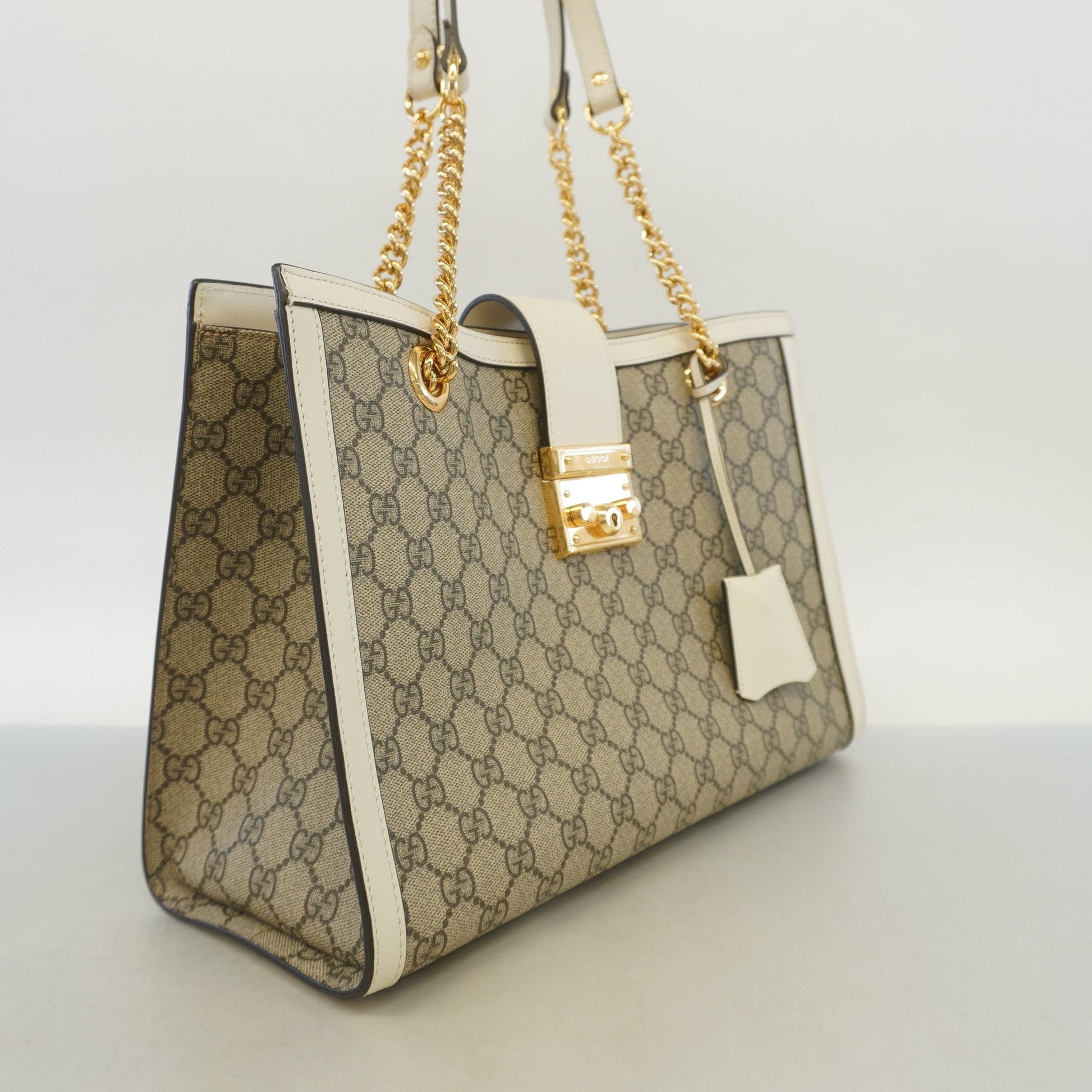 Gucci GG Supreme Shoulder Bag Style 1