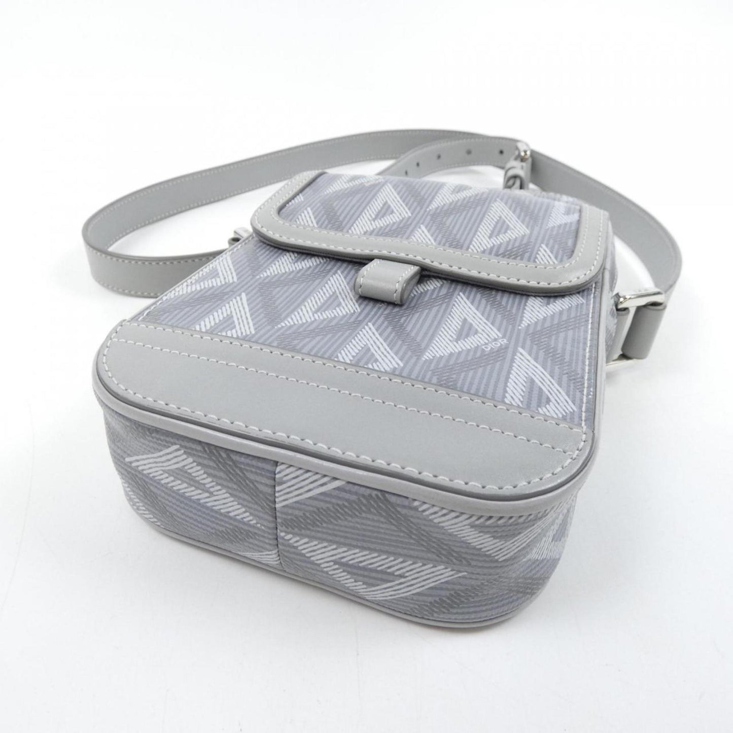 Christian Dior Gray Handbag ()