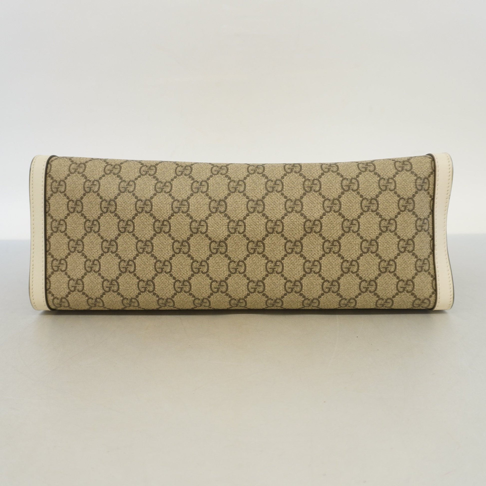 Gucci GG Supreme Shoulder Bag Style 1