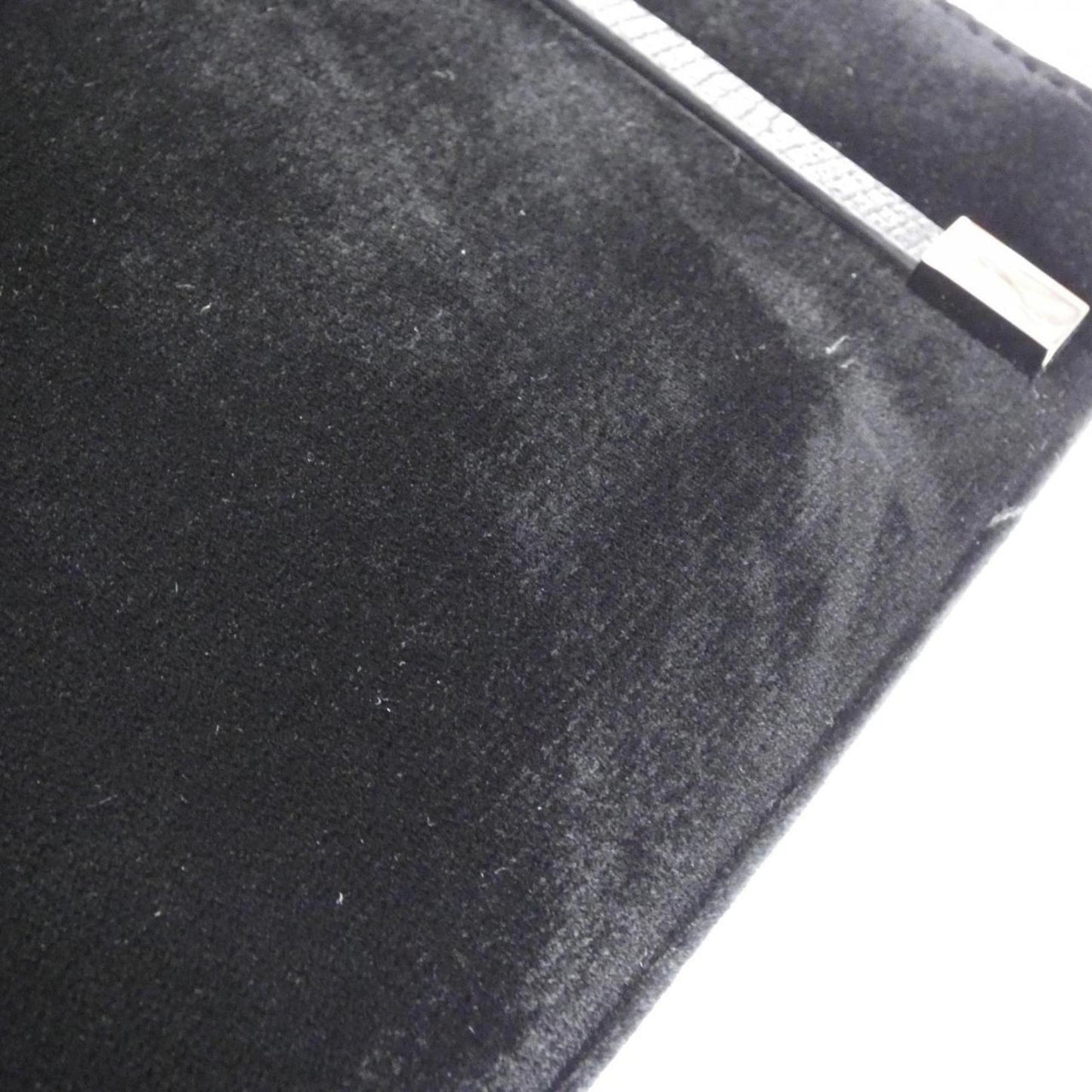 Gucci Leather Shoulder Bag