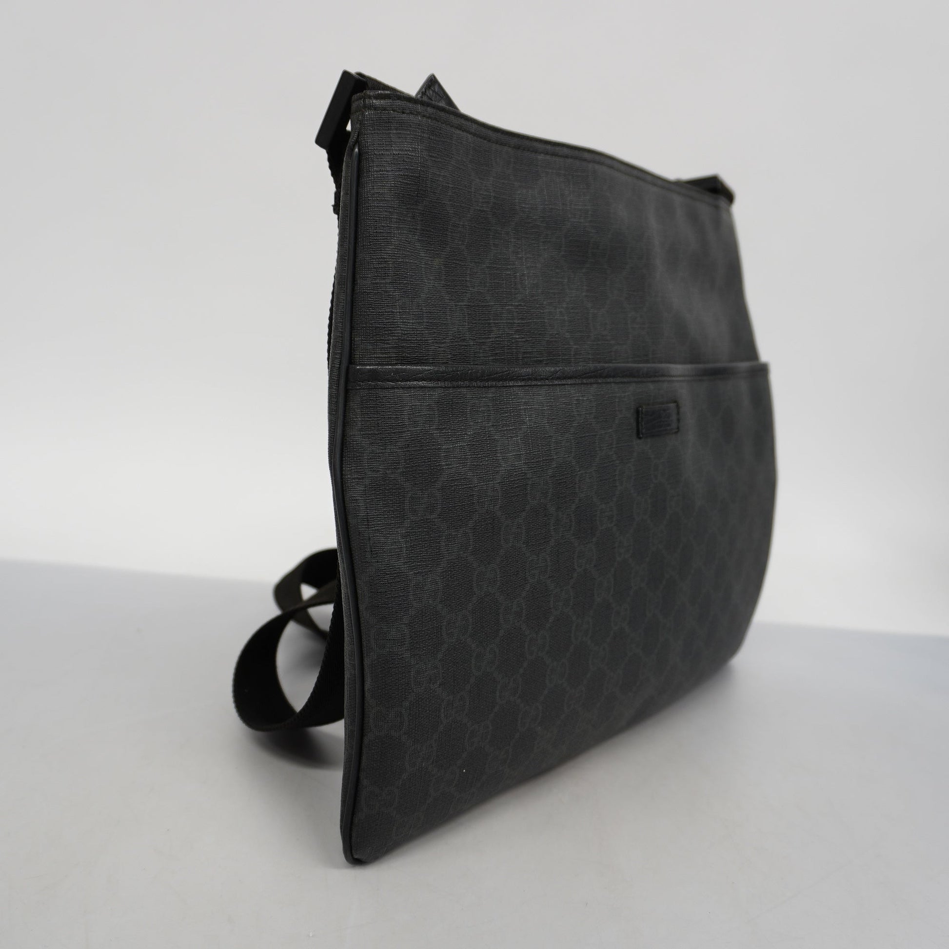 Gucci Leather Shoulder Bag