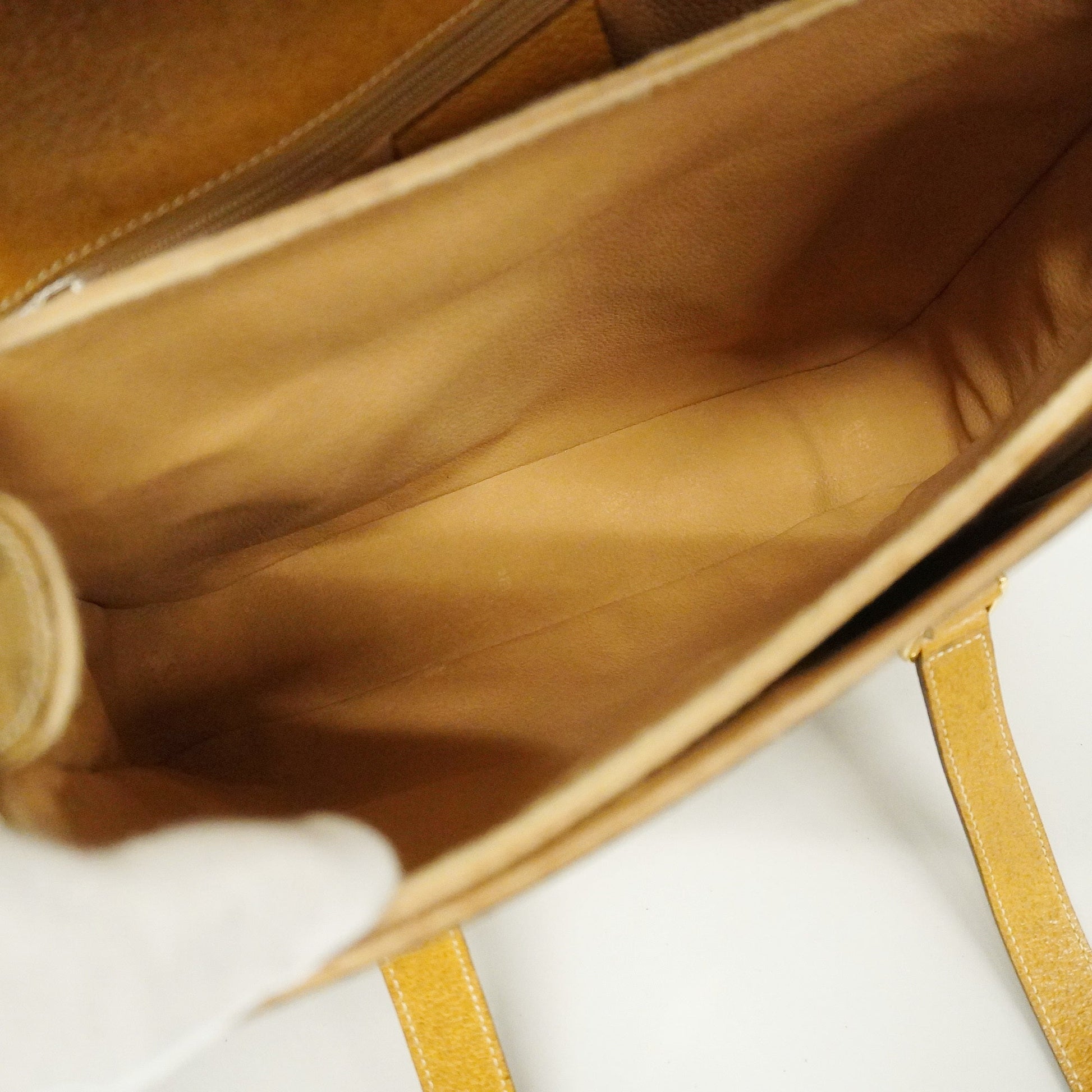 Gucci Leather Shoulder Bag