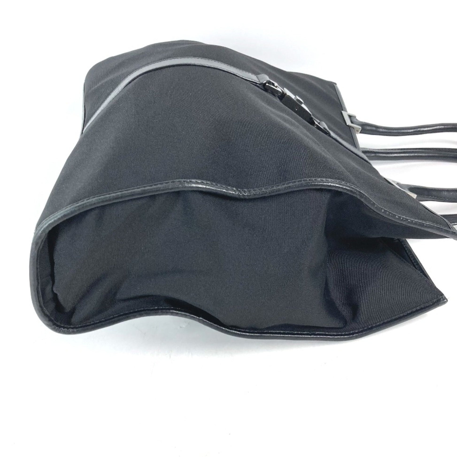 Gucci Leather Shoulder Bag