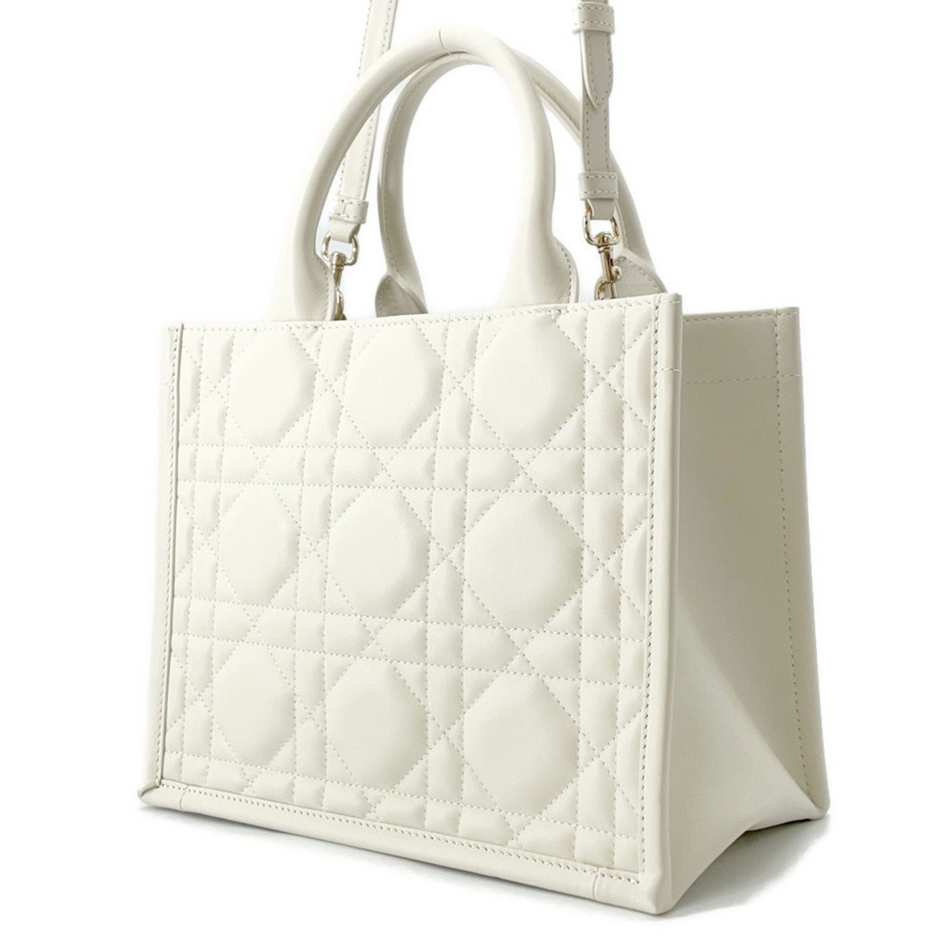Christian Dior White Leather Handbag ()