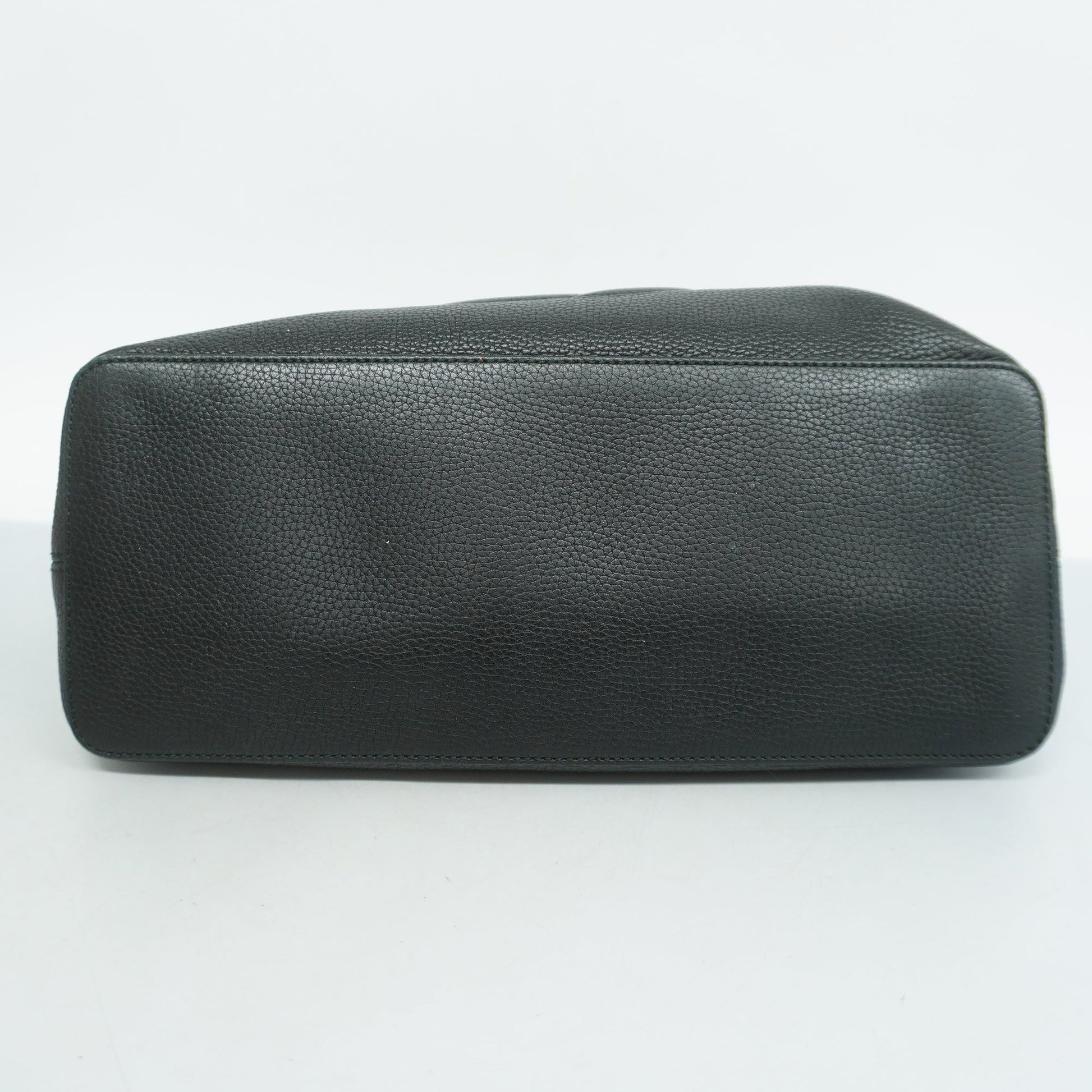 Gucci Leather Shoulder Bag