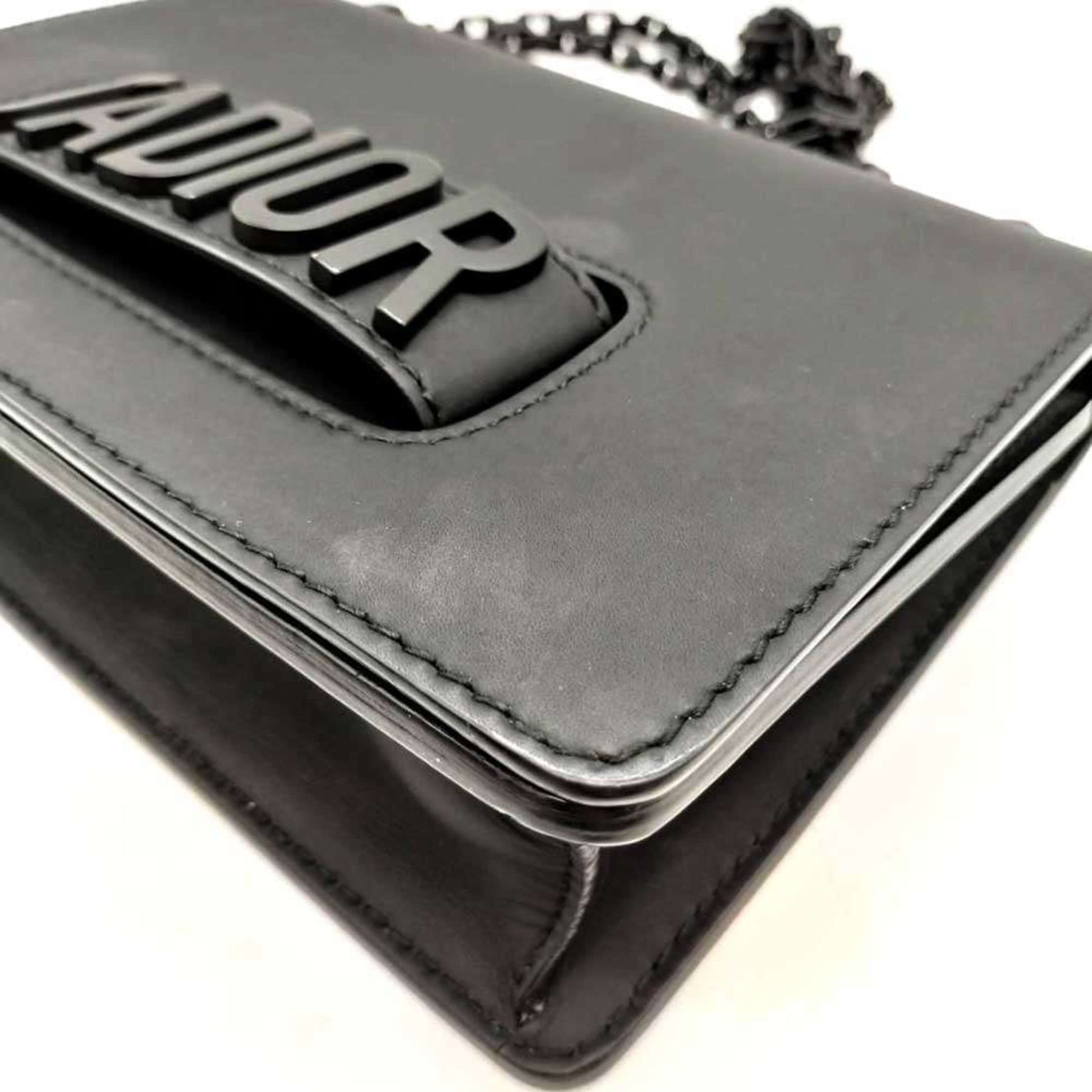 Christian Dior Black Leather Shoulder Bag ()