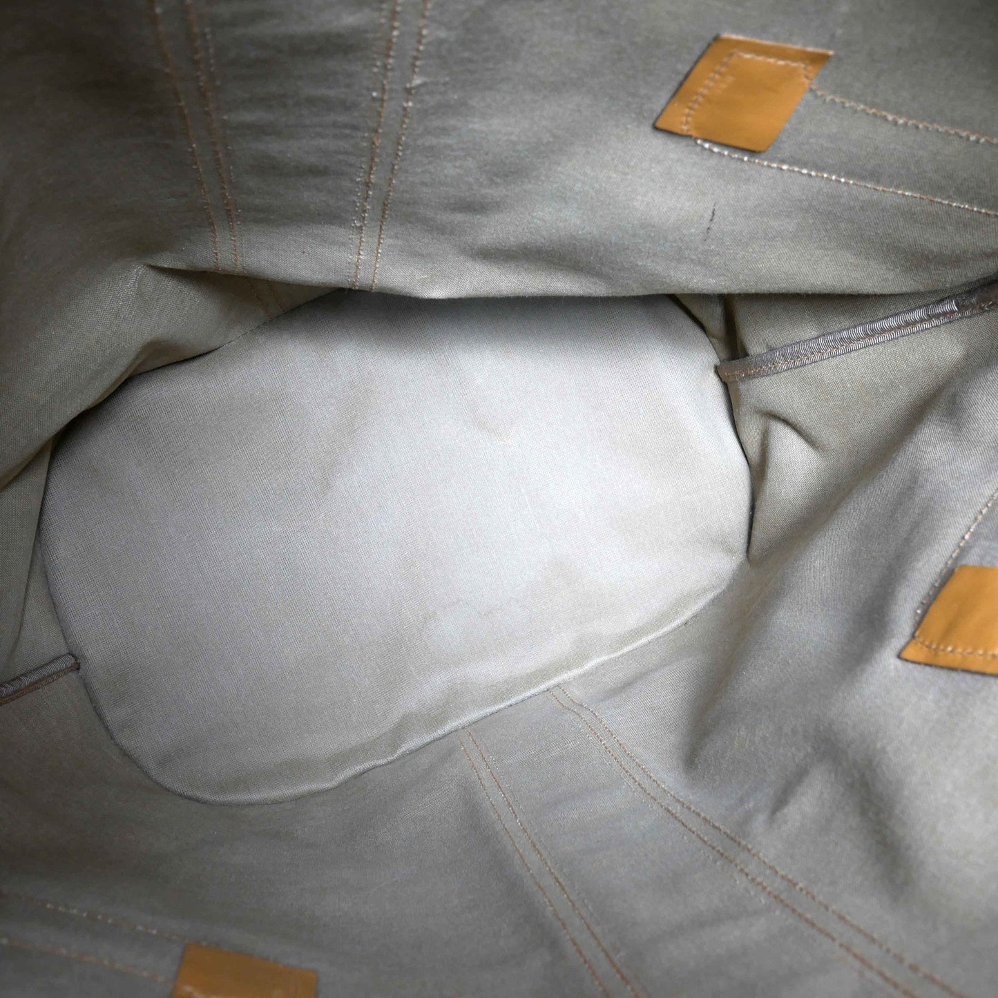 Gucci Old Gucci Large Tote Bag Boston Travel Unisex 1980s 80s Sherry Line Micro GG Pattern Capacity Leather Gold Hardware Beige Camel