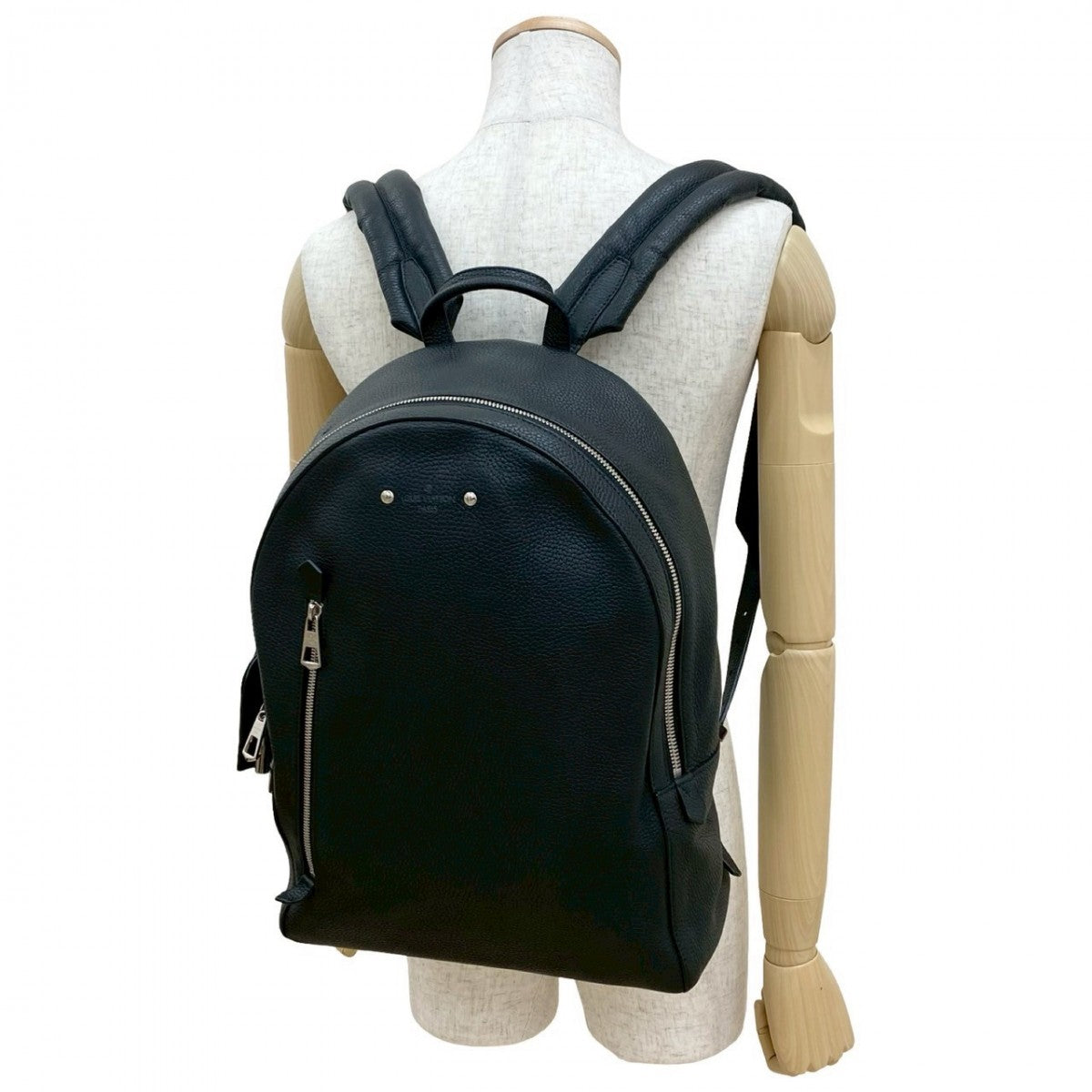 Luxury Women's Backpack | LOUIS VUITTON Backpack Taurillon Clemence Leather black Day pack Armando mens