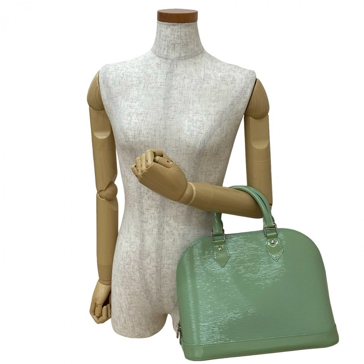 LOUIS VUITTON Handbag Patent leather Mint green Epi Alma PM