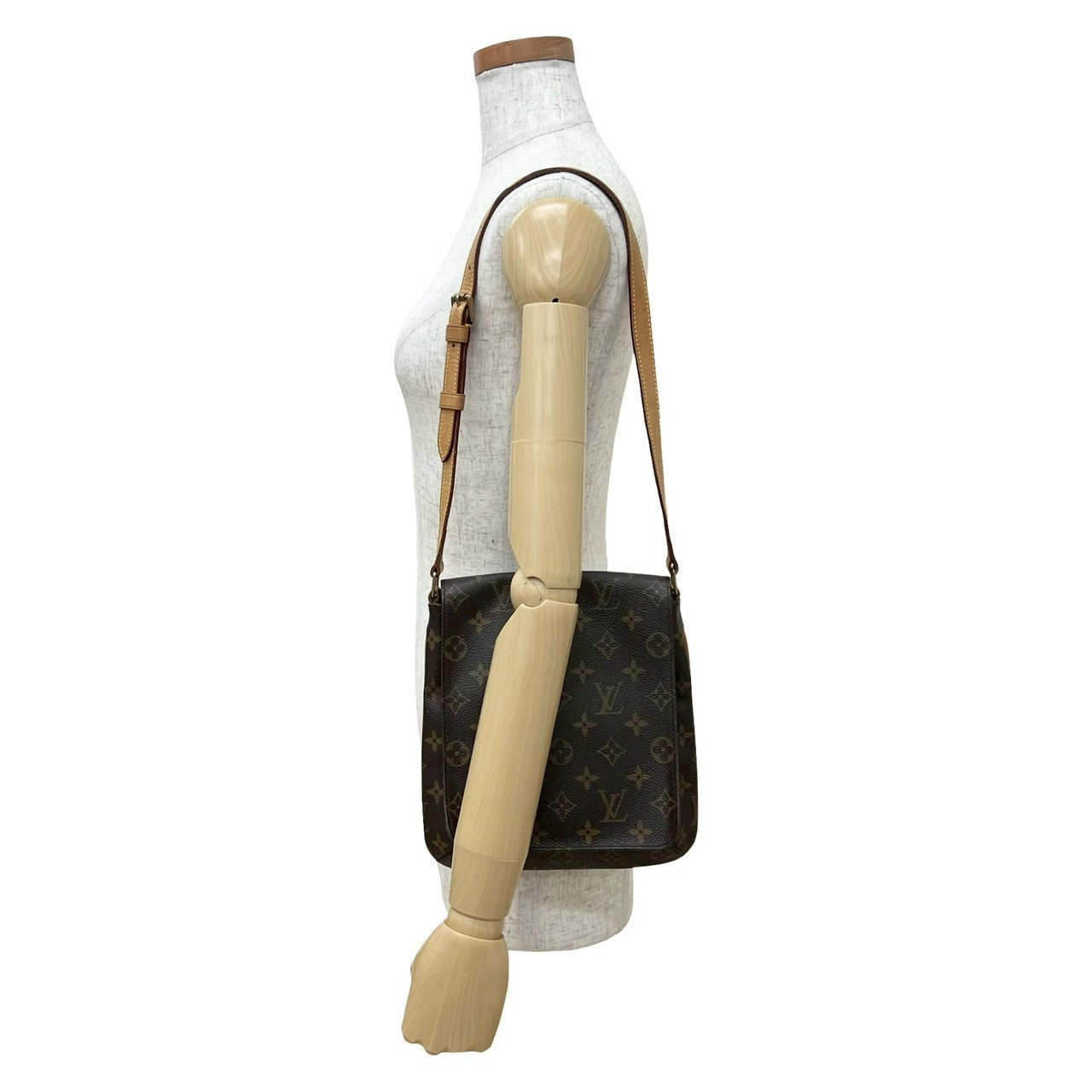 LOUIS VUITTON Shoulder Bag leather Brown Monogram Mtte Salsa