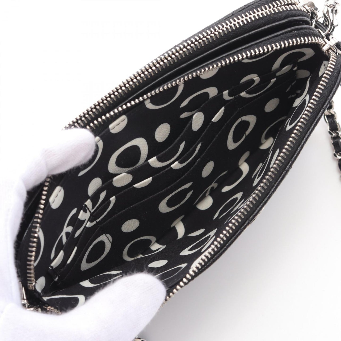 Chanel MatelassÃ© Leather Shoulder Bag
