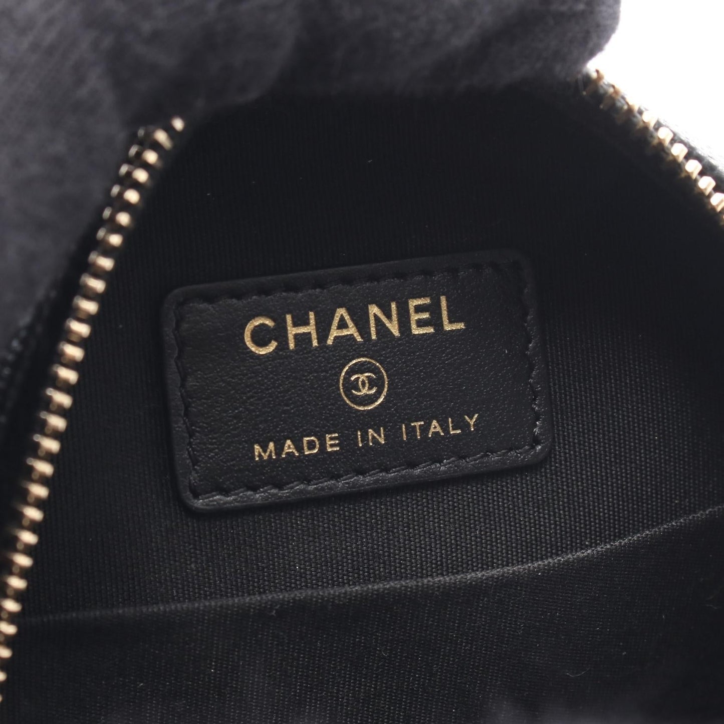 Chanel CC Filigree Calf Shoulder Bag