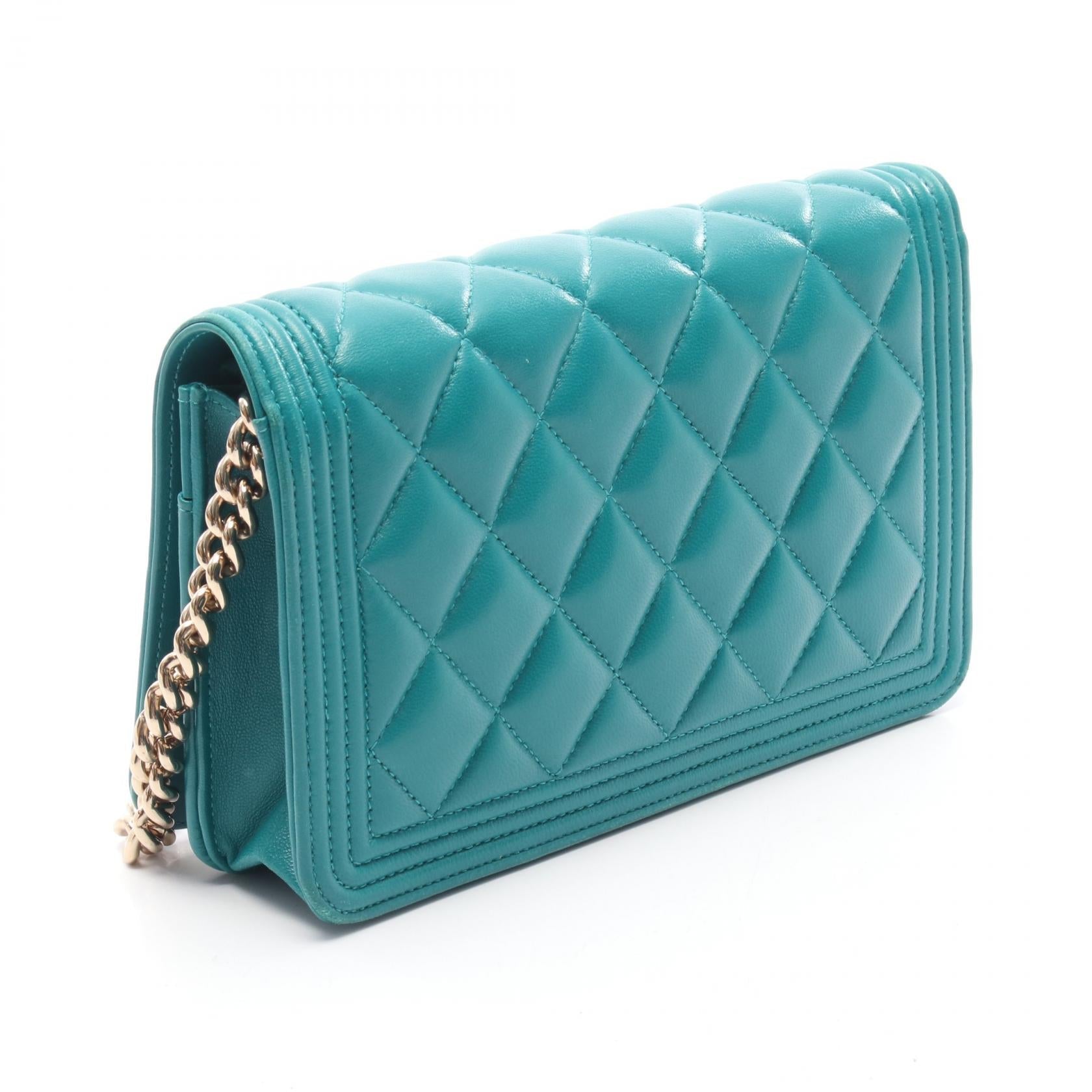 Chanel Boy Chanel Leather Shoulder Bag
