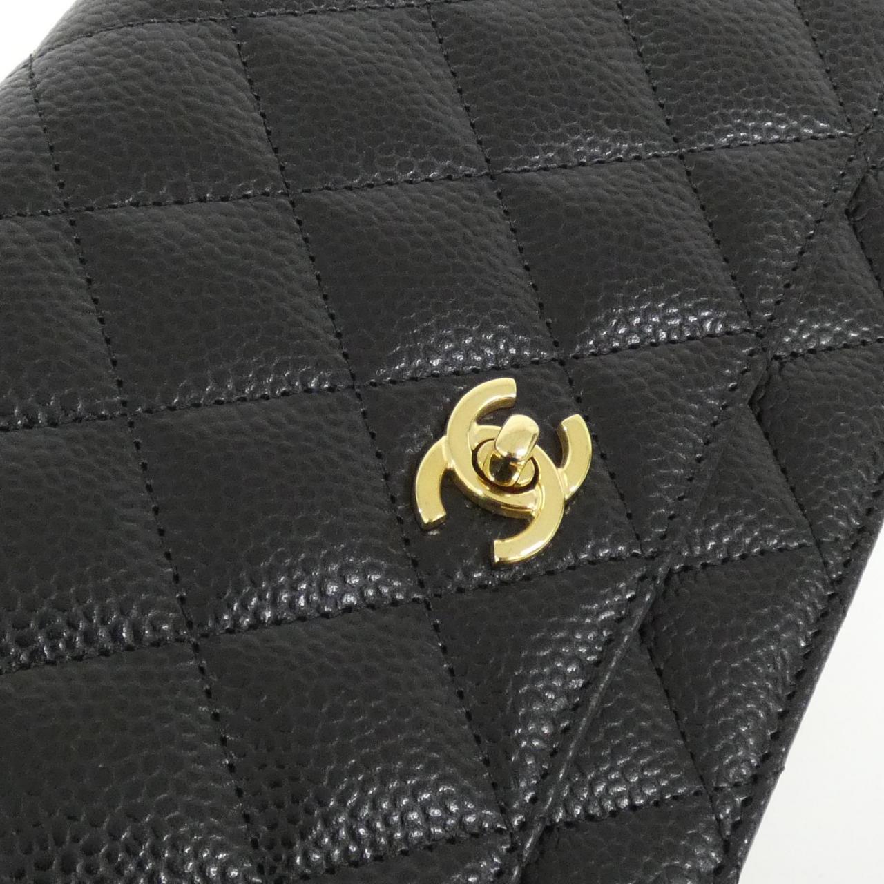 Chanel AP4241 Caviar Wallet on Chain