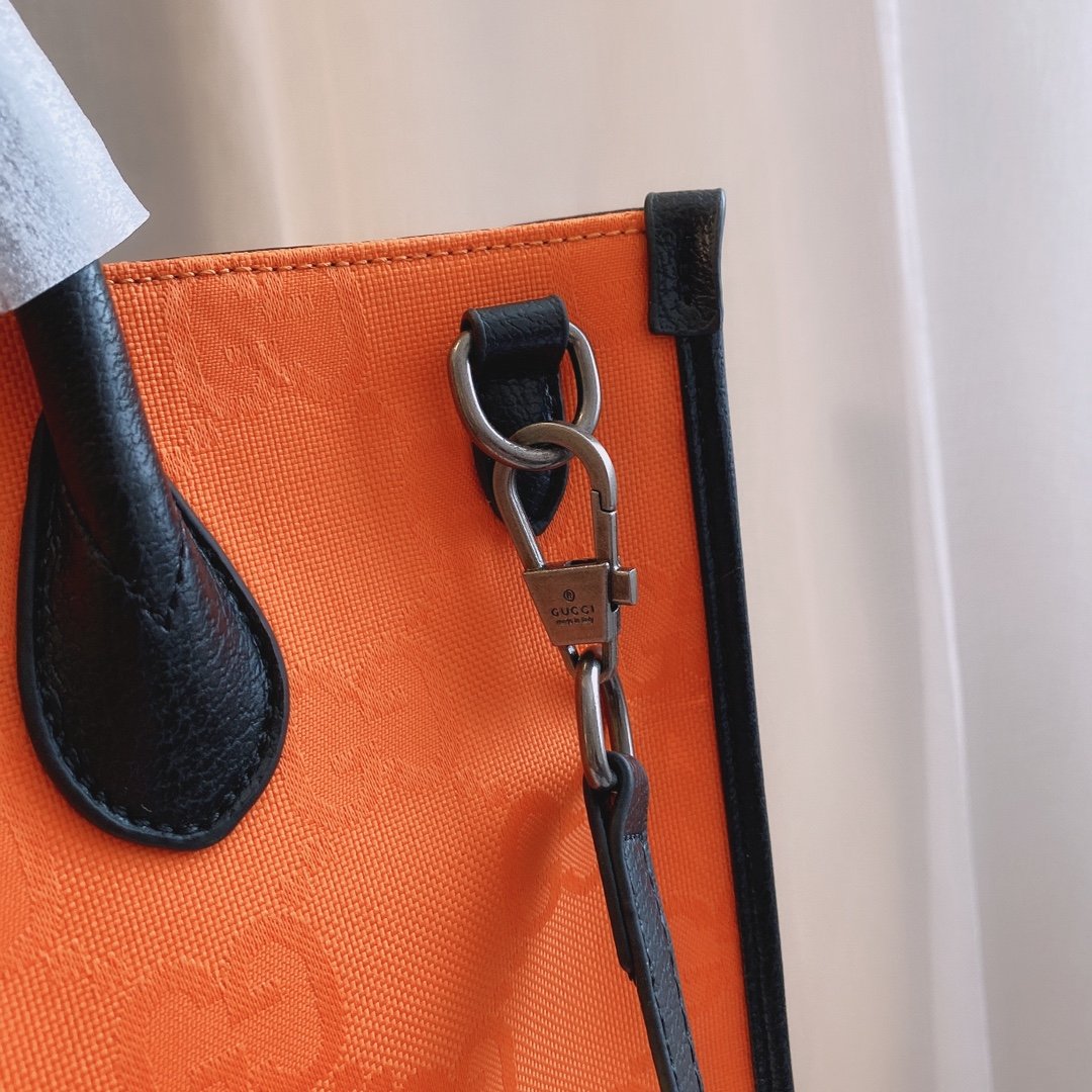 Gucci Arrival Handbag Style 154