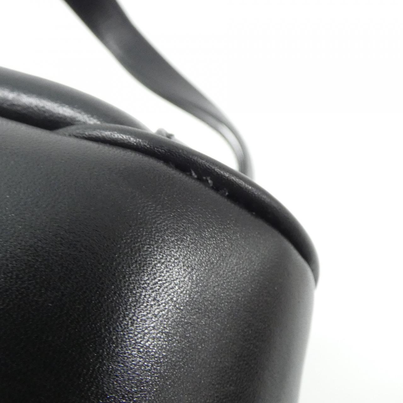 Gucci Leather Shoulder Bag
