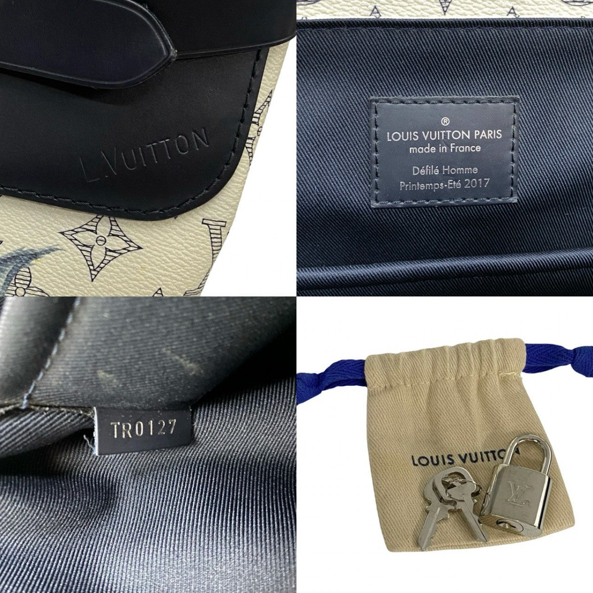 LOUIS VUITTON Backpack Leather, PVC Navy Spring/Summer Men's Fashion Show Monogram savanna Steamer mens