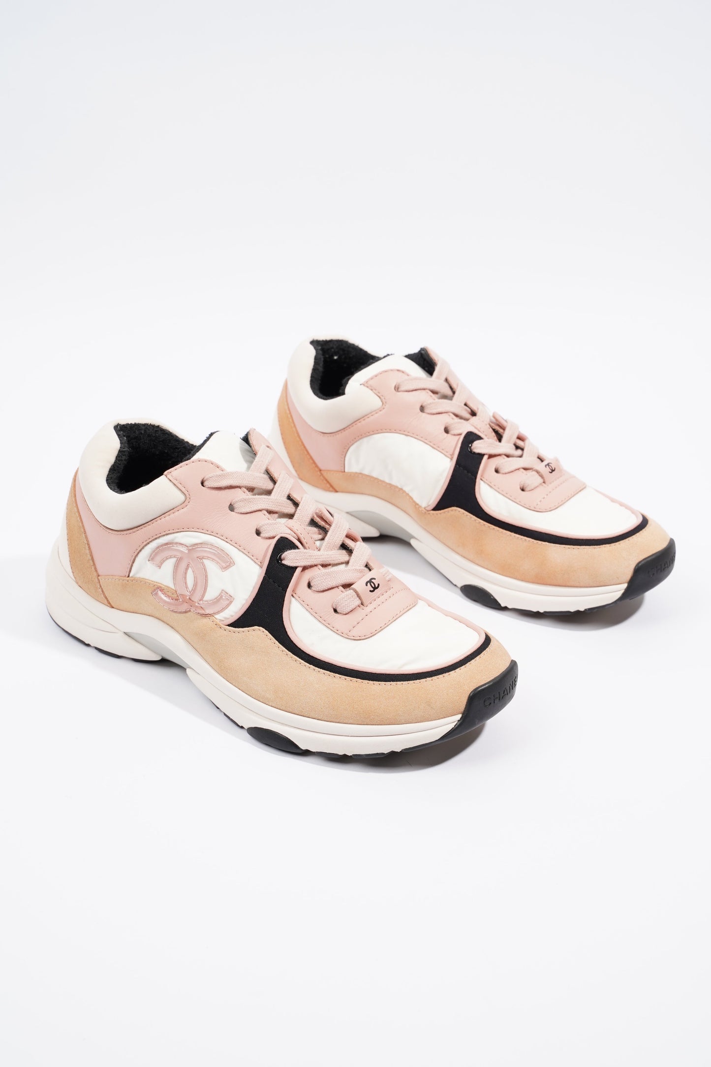Chanel CC Runner Pink White Beige Suede EU 40 UK 7