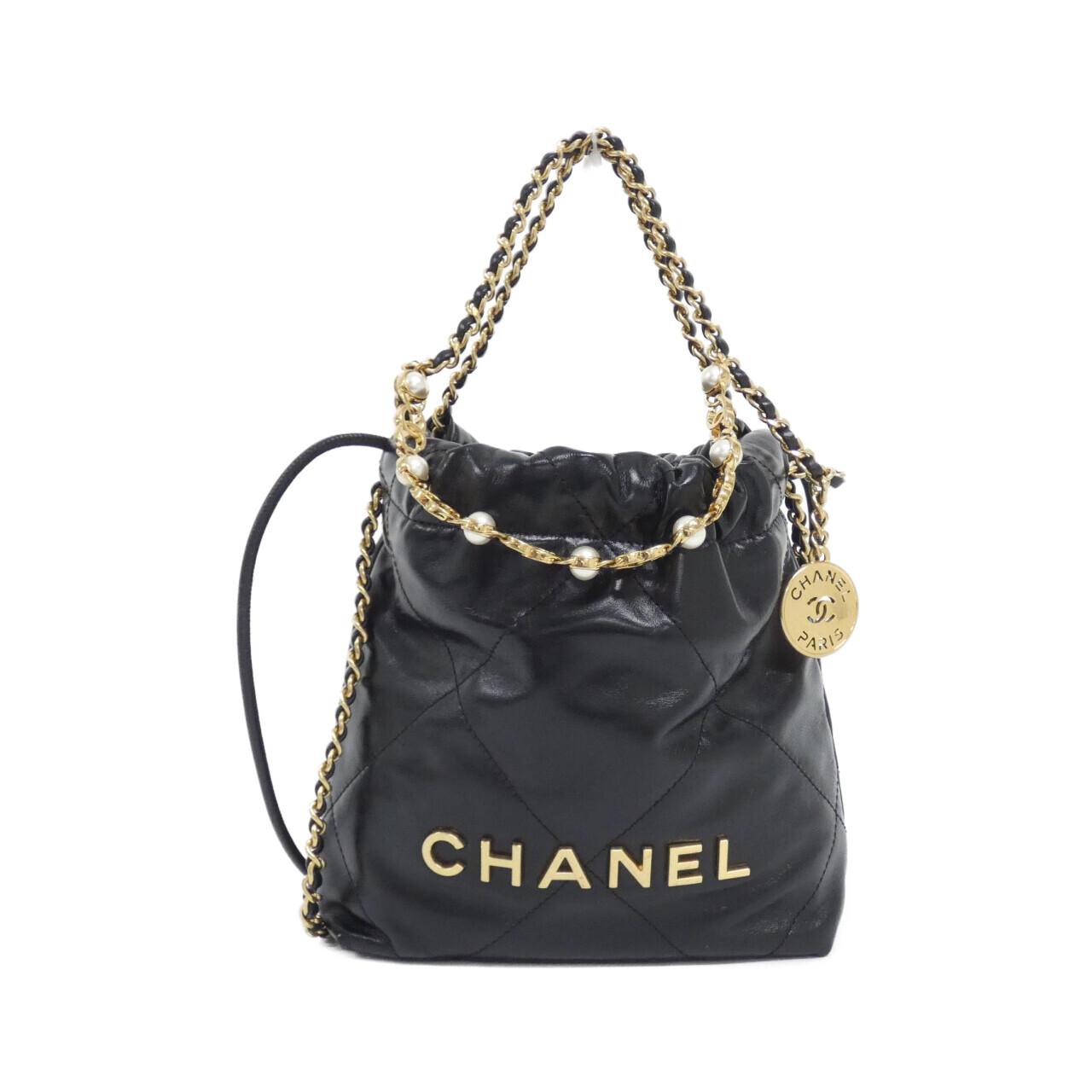 Chanel Chanel 22 Calf Shoulder Bag