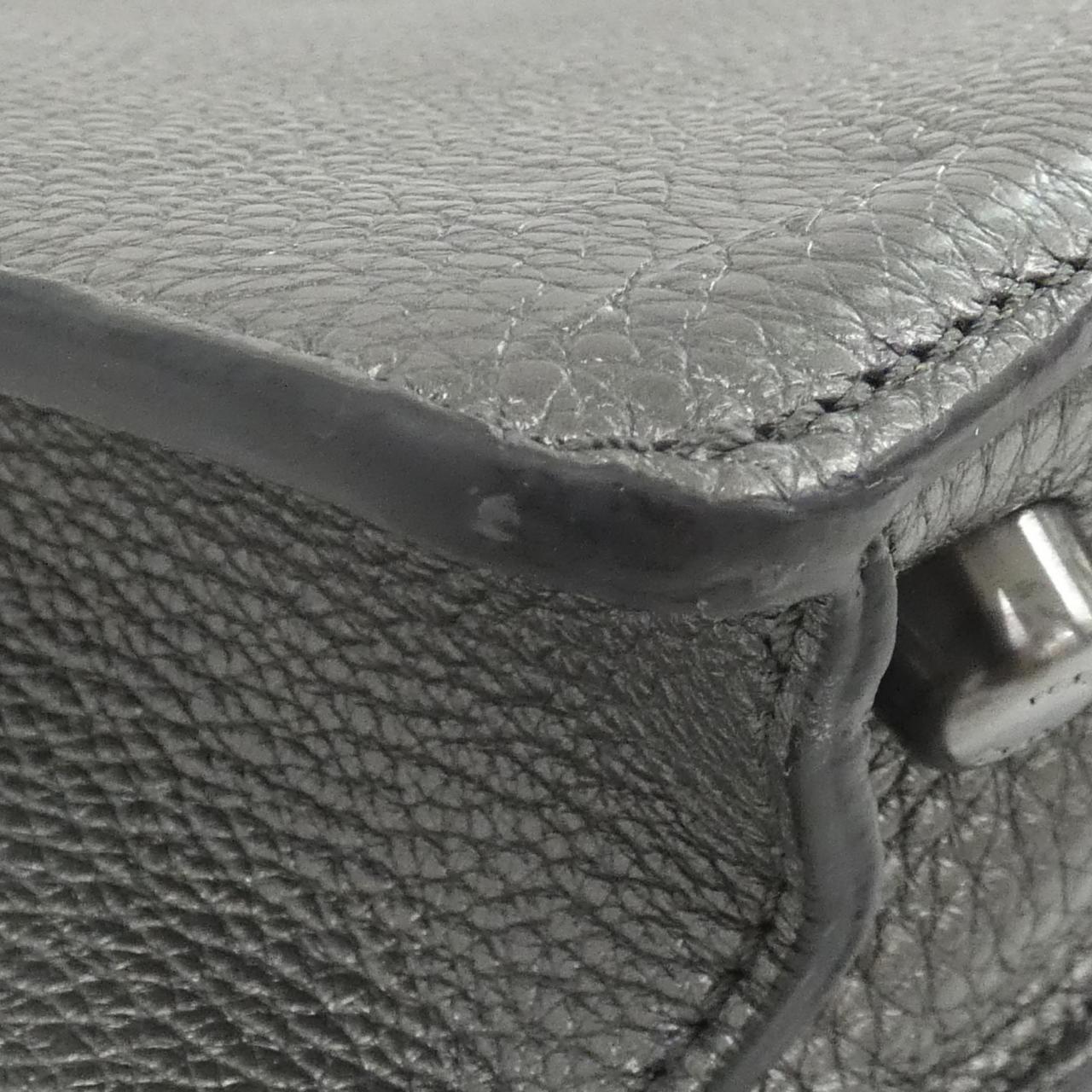 Fendi SELLERIA Leather Shoulder Bag