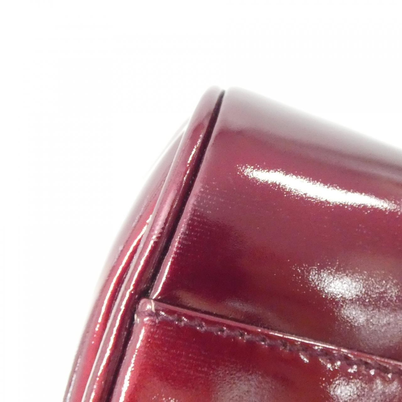 Gucci Enamel Shoulder Bag