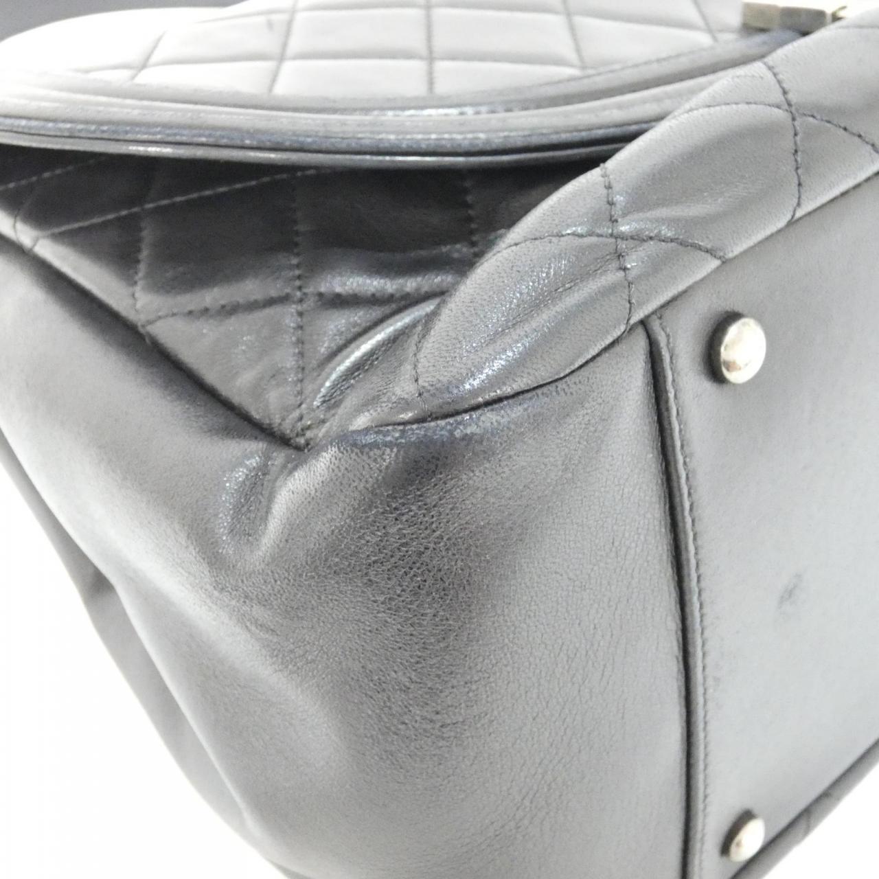 Chanel Boy Chanel Lambskin Shoulder Bag