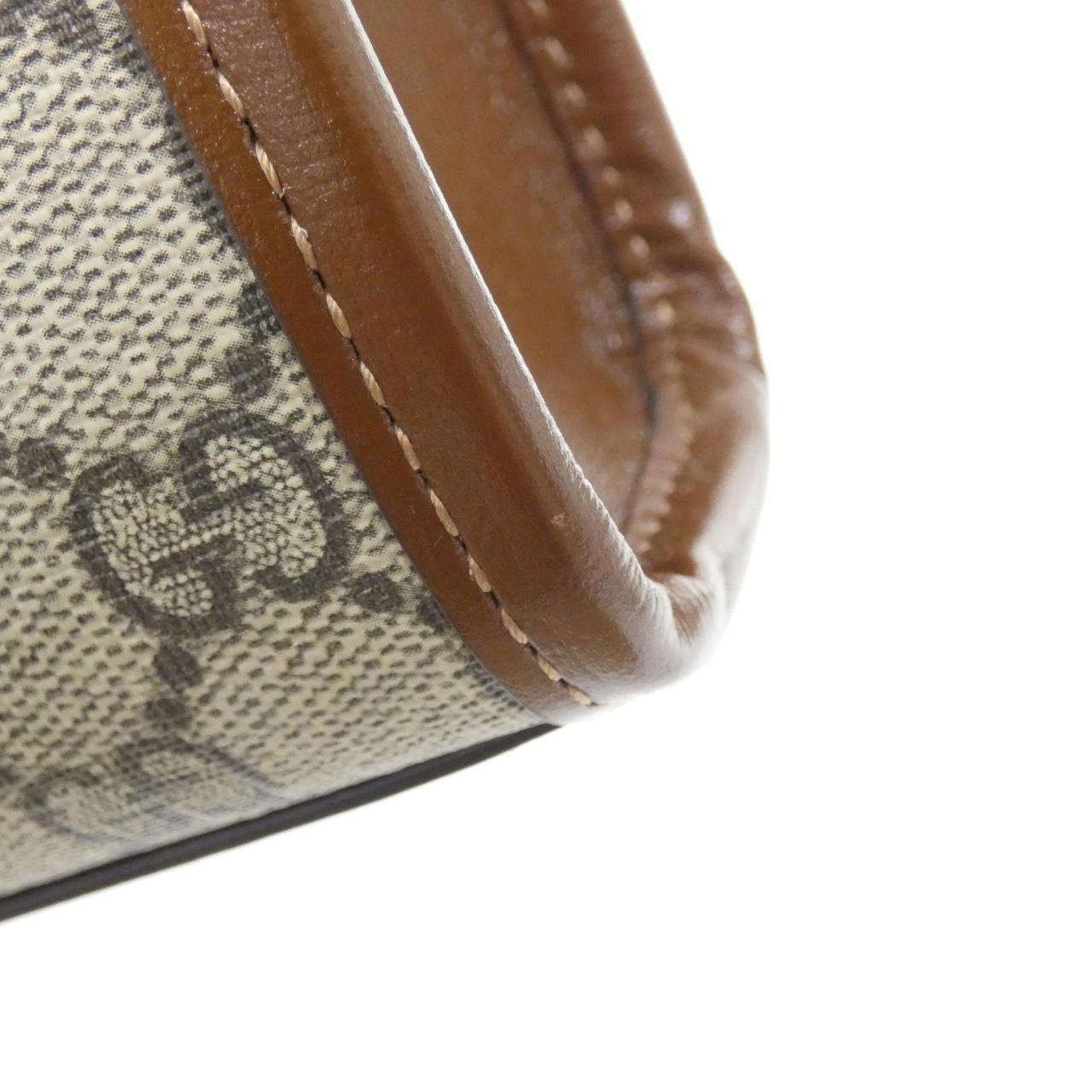Gucci GG Supreme Canvas Shoulder Bag