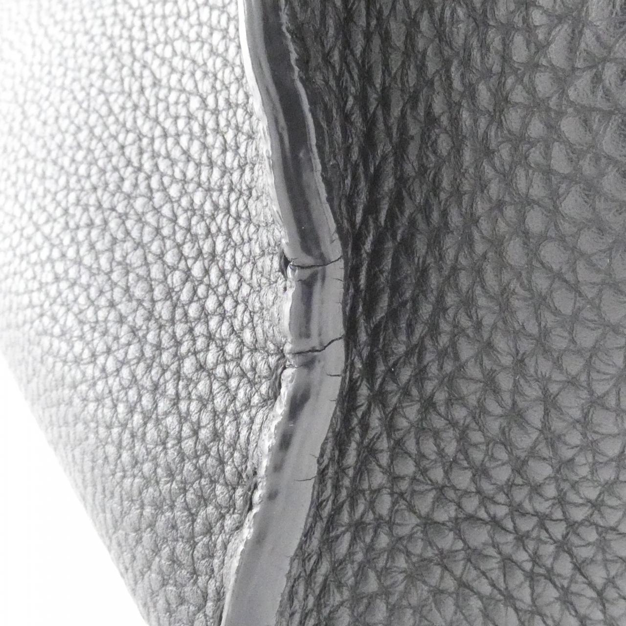 Fendi Selleria Peekaboo Leather Bag