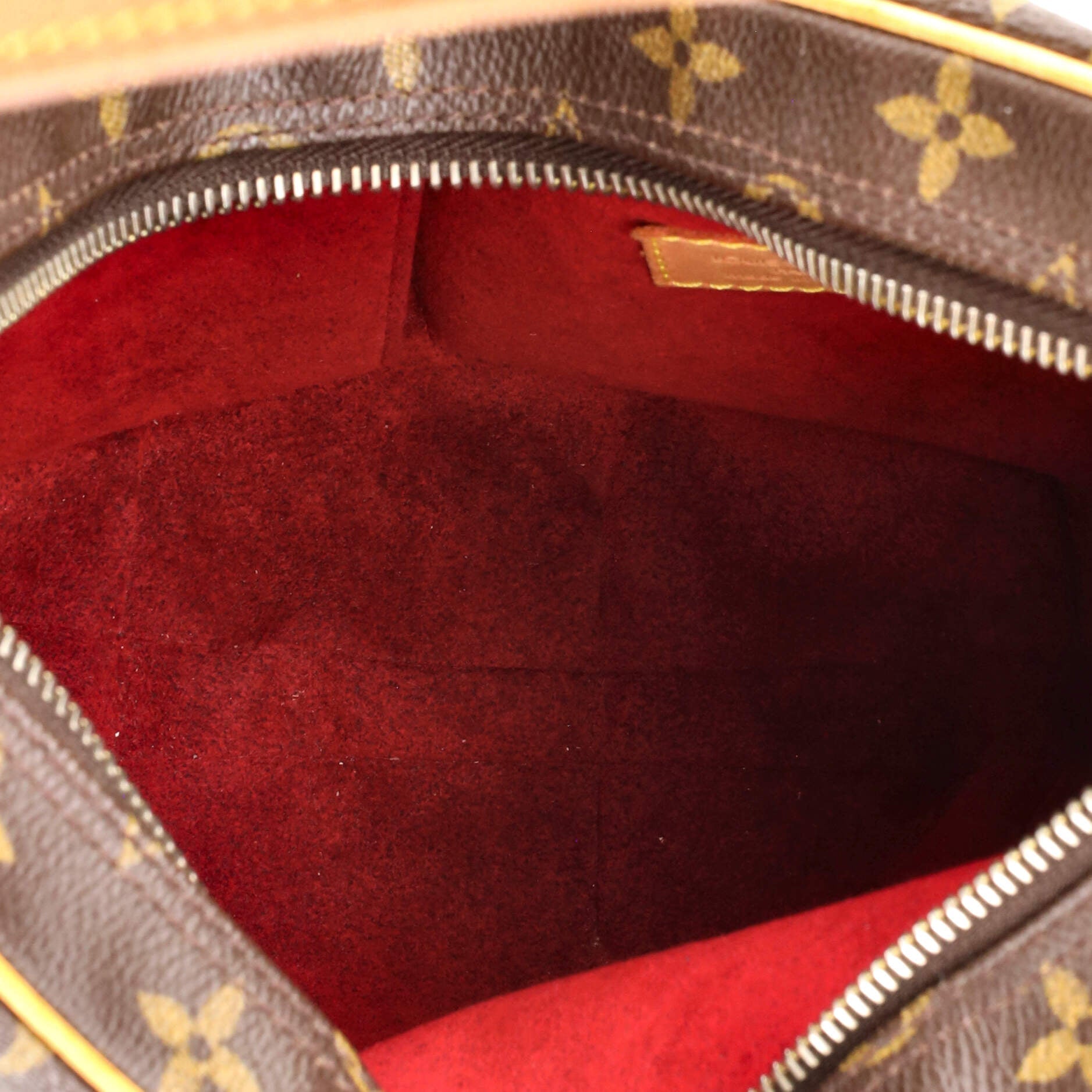Louis Vuitton Croissant Handbag Monogram Canvas MM